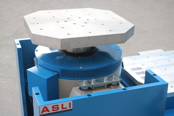 Simulación Shaker Systems electrodinámico del transporte para el laboratorio con el dispositivo de aislamiento del choque