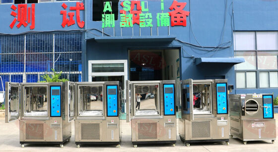 En el ensayo de la estabilidad de la humedad climática en la cámara de ensayo de micro mini ensayo de temperatura