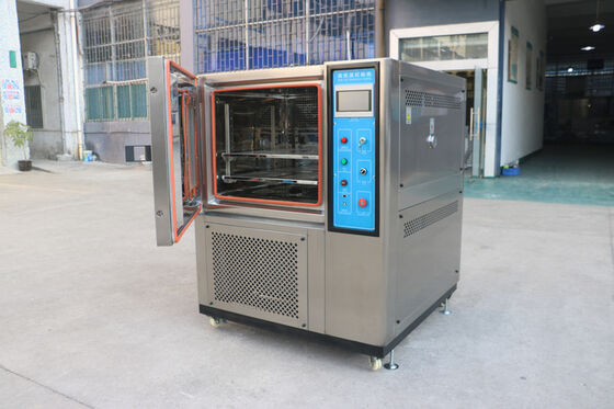 En el ensayo de la estabilidad de la humedad climática en la cámara de ensayo de micro mini ensayo de temperatura