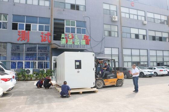 Camara de pruebas climáticas de entrada.