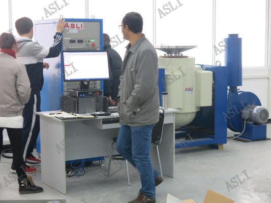 MIL-STD 810G F 1000kg. Banco de pruebas de la vibración de F, laboratorio Shaker Machine de la O.N.U 38,3