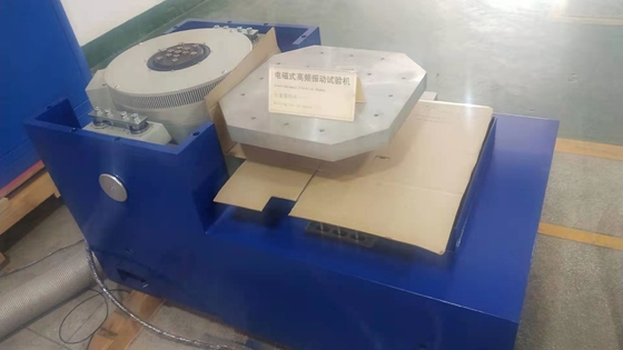 Máquina electrodinámica al azar del probador de la vibración de XYZ AXIS con el estándar UN38.3