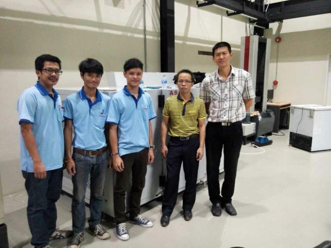 Paseo en c&aacute;mara ambiental de la prueba de la humedad de la temperatura 9